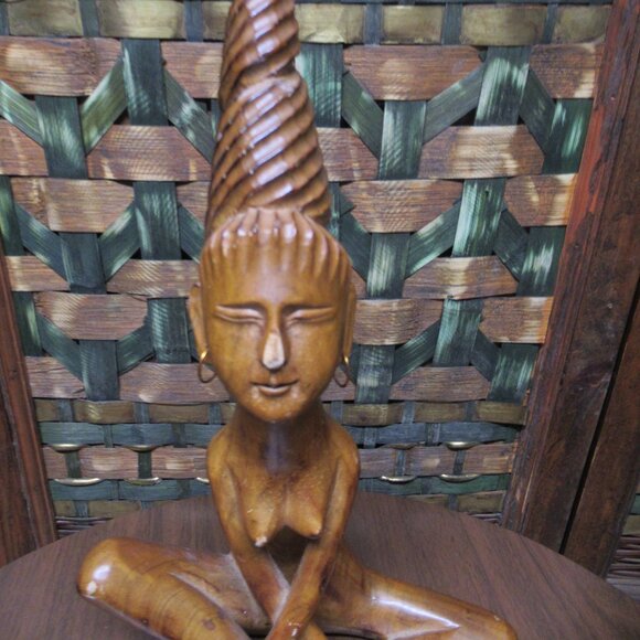 Wooden Statue Meditating Woman - Picture 2 of 9
